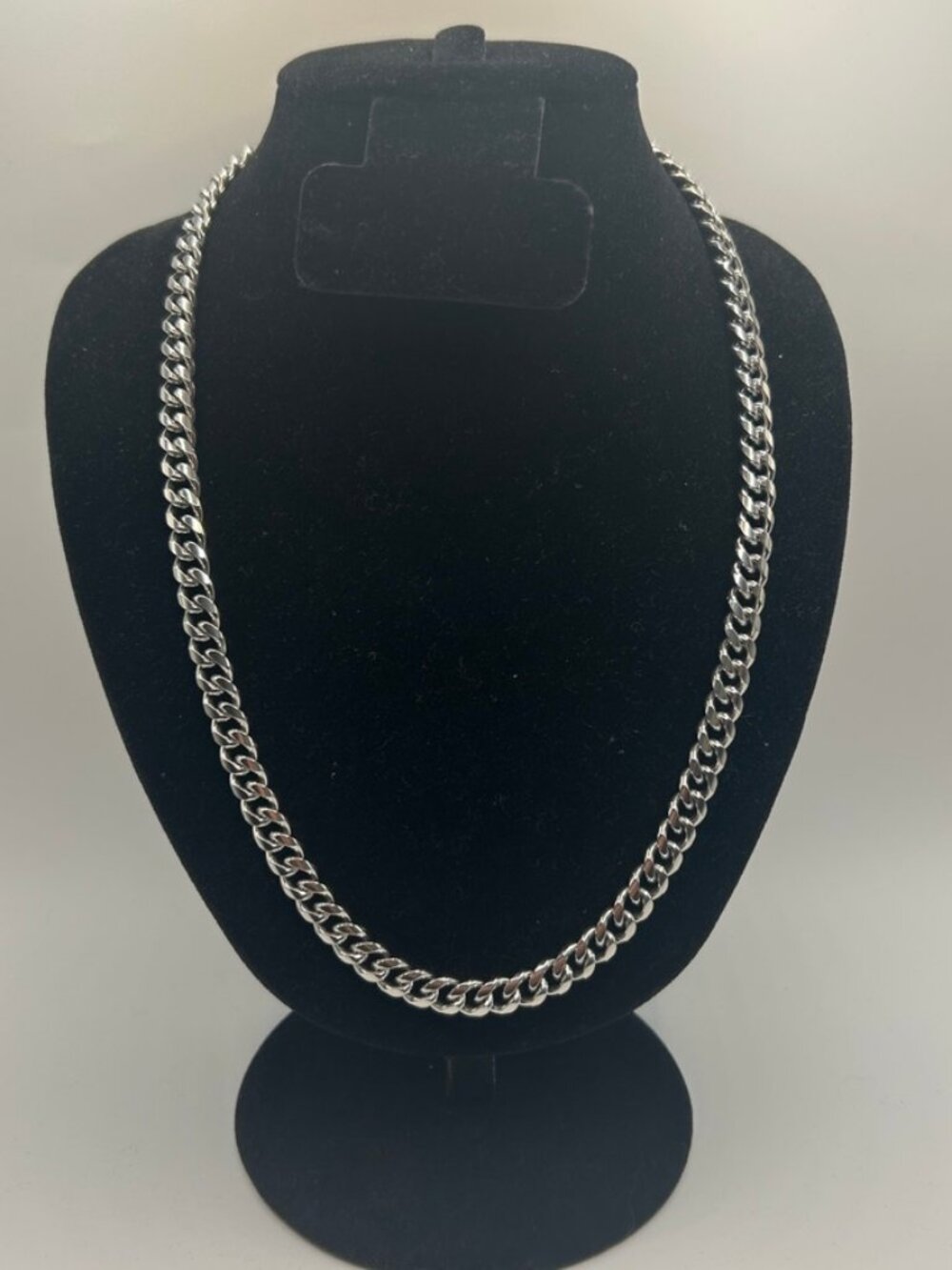 Cuban Chain Real Silver 7mm 26 Inch Plated Stainless Steel Durable Mens Solid